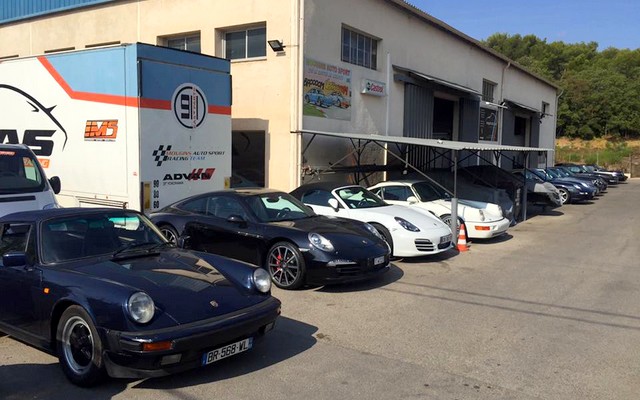 MOUGINS AUTO SPORT Garage